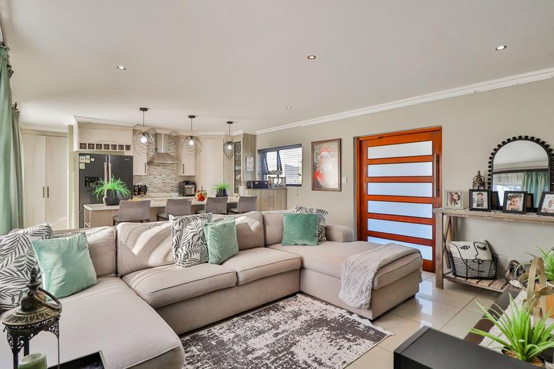 4 Bedroom Property for Sale in Island View Western Cape